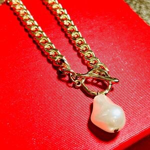 Cuban Link Curb Chain Necklace with Pearl Pendant